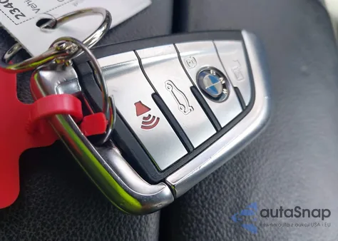 2019 BMW X5 xDrive40I z USA, uszkodzony, nr VIN 5UXCR6C58KLK87066